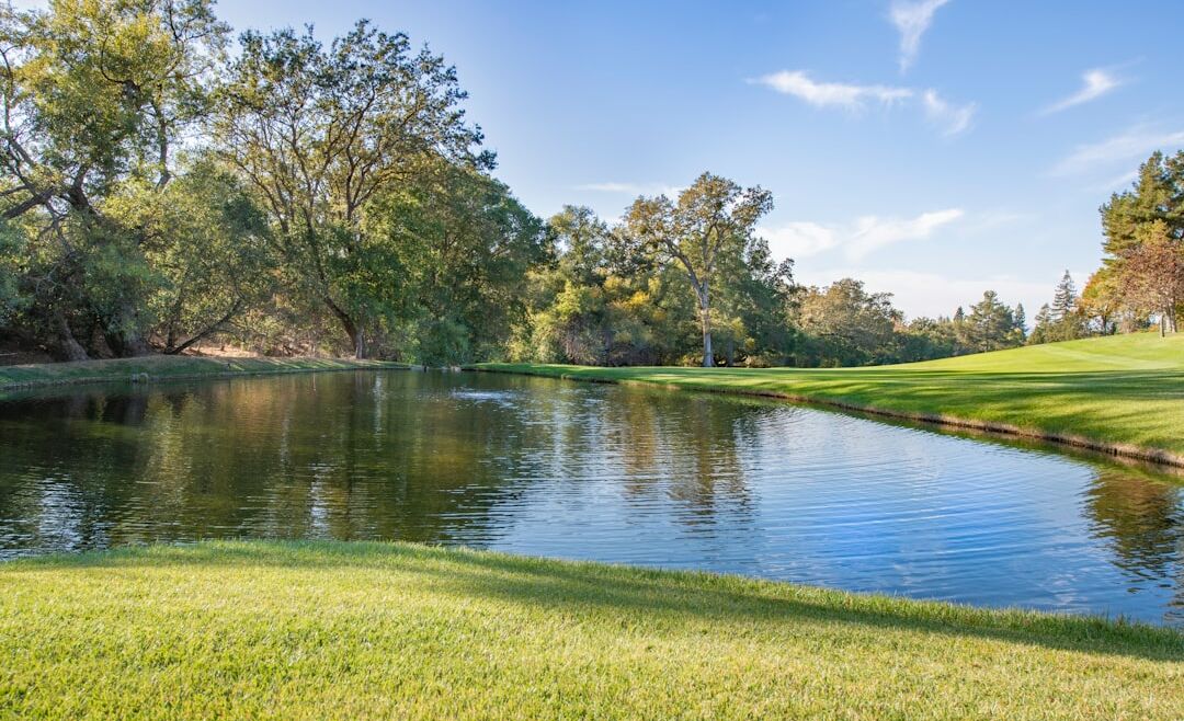 Pourquoi choisir un terrain extérieur plutôt qu’intérieur