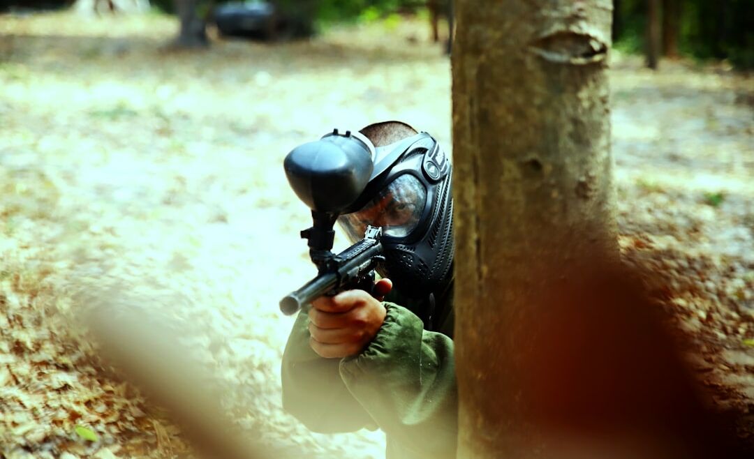 Paintball vs Jeu Laser: Quelle est la meilleure option?